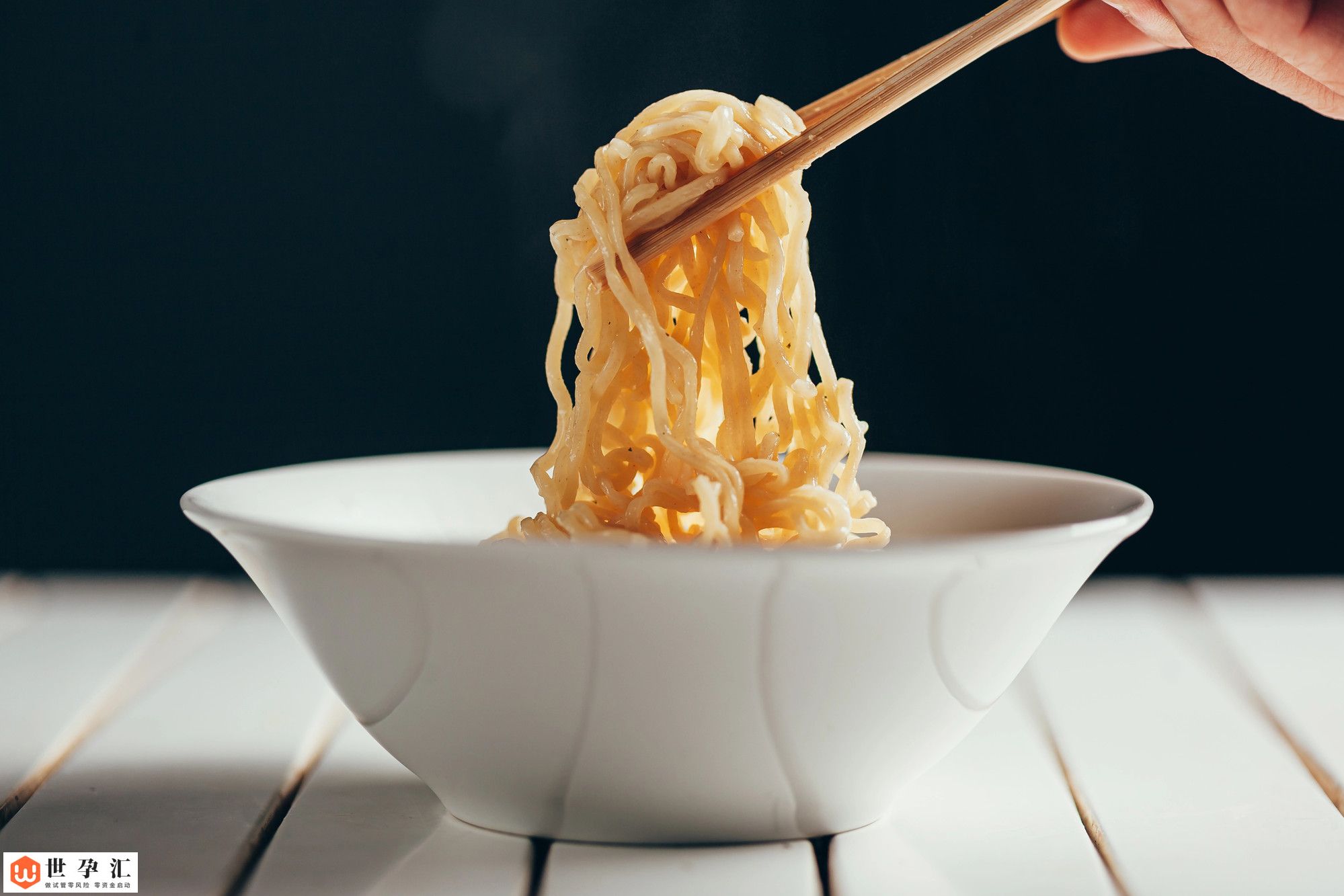 吃饭太快招来疾病(图1)
